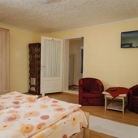 Kaffai Panzio Bed & Breakfast Izvoru Muresului